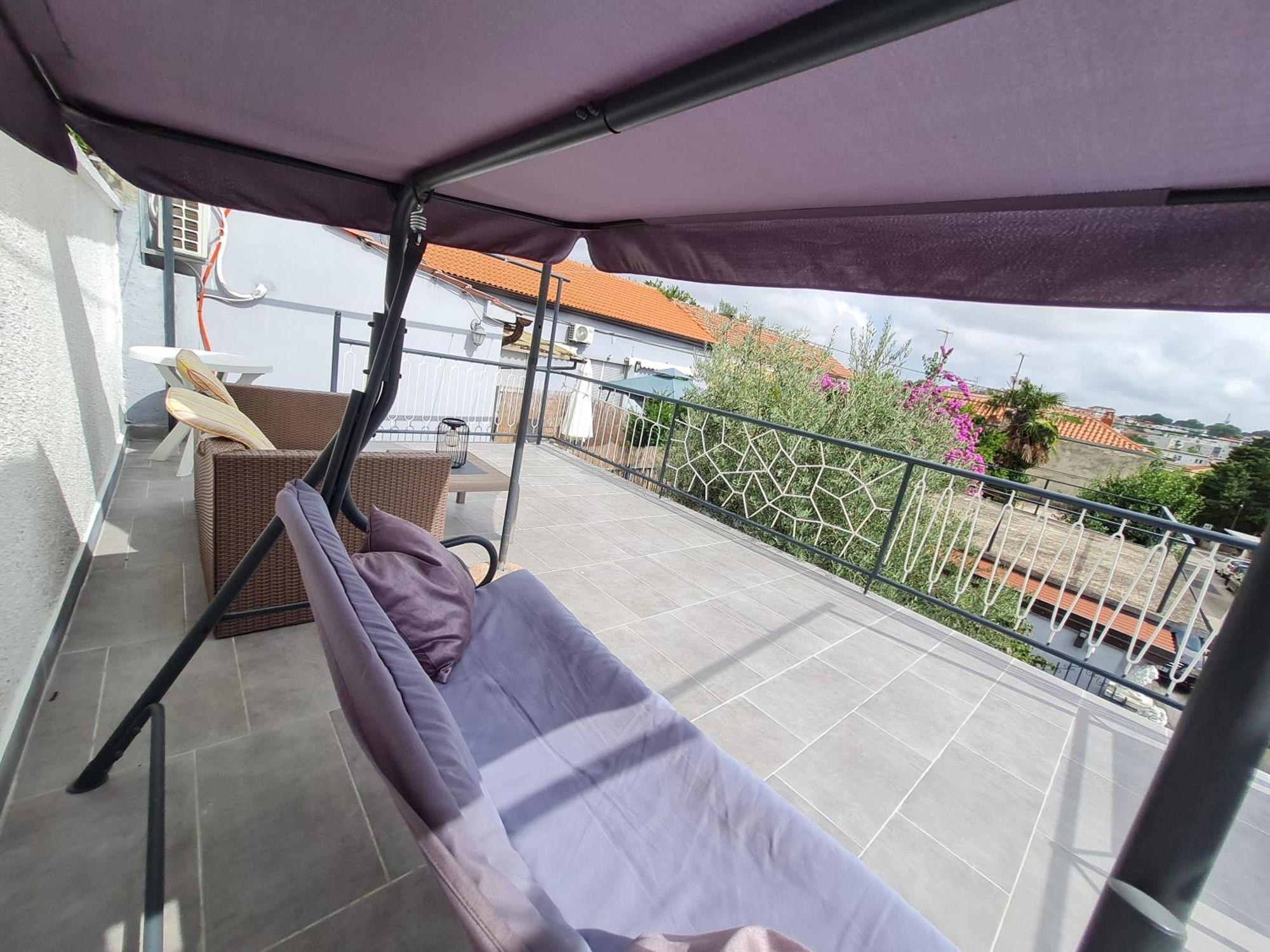 Studio Apartment City With Free Parking พูลา ภายนอก รูปภาพ